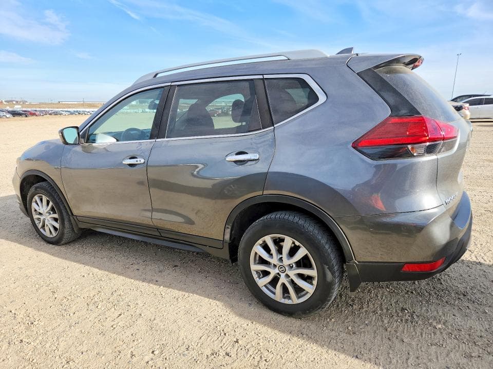 2017 NISSAN ROGUE SV 2
