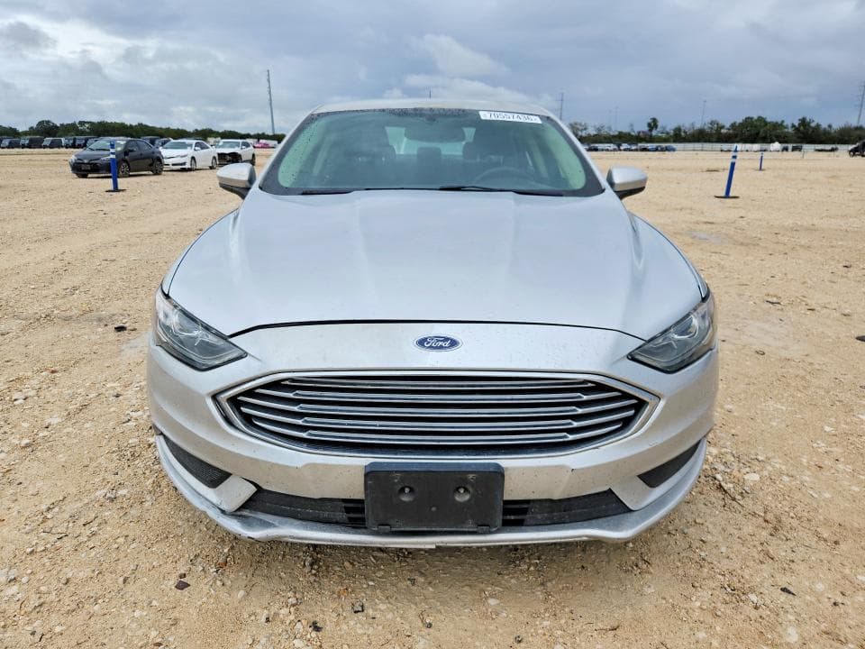 2017 FORD FUSION SE 5