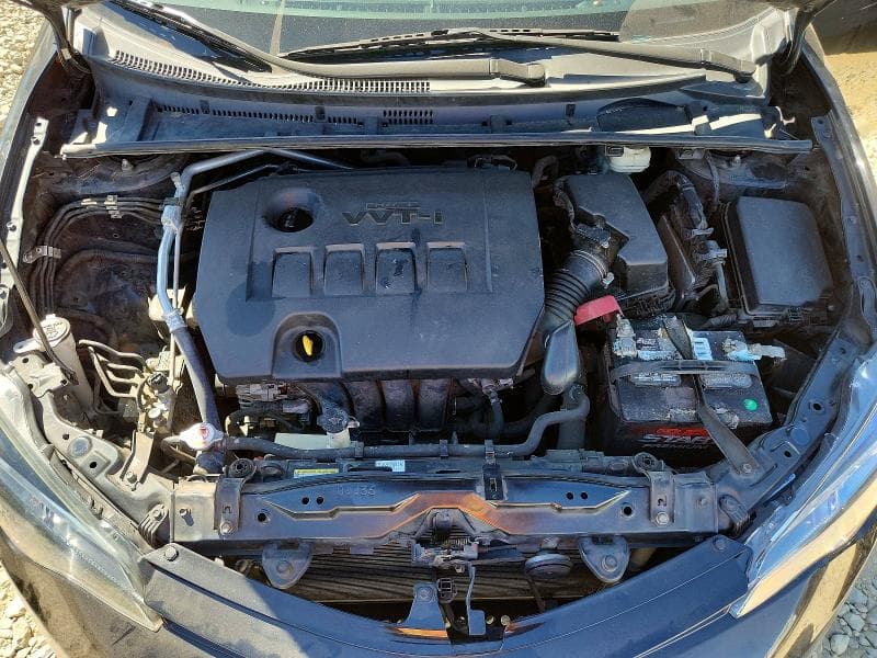 2018 TOYOTA COROLLA LE 11