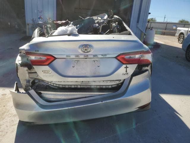 2018 TOYOTA CAMRY 6