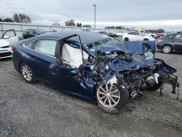 2019 HYUNDAI SONATA SE 4