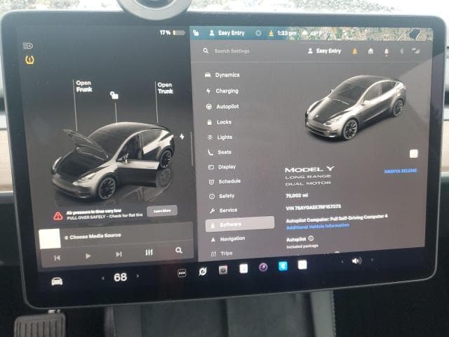 2024 TESLA MODEL Y 9