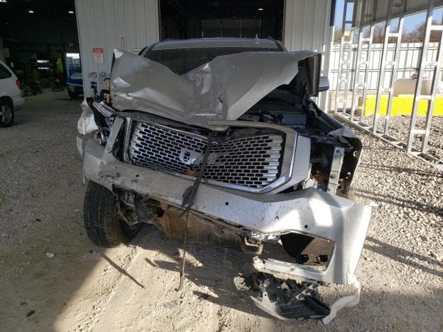 2017 GMC YUKON SLT 5