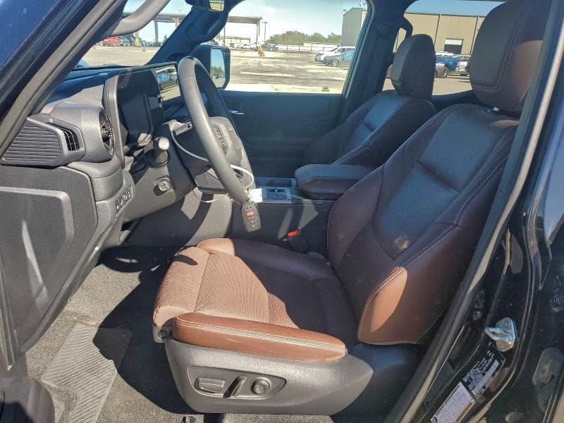 2025 TOYOTA LAND CRUISER BASE 7