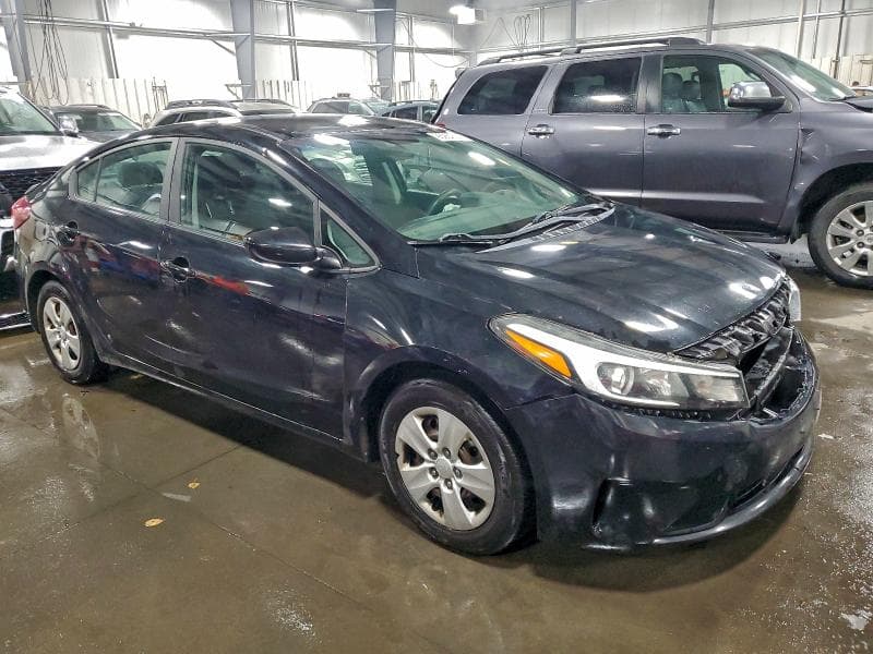 2017 KIA FORTE LX 4