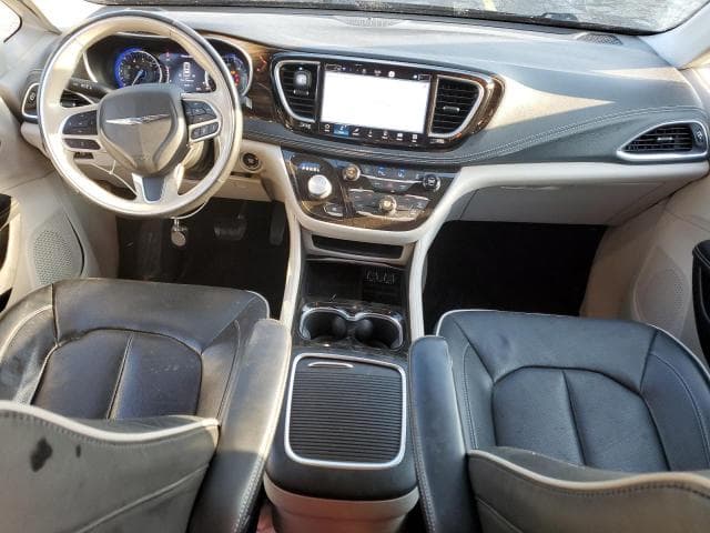 2021 CHRYSLER PACIFICA LIMITED 8