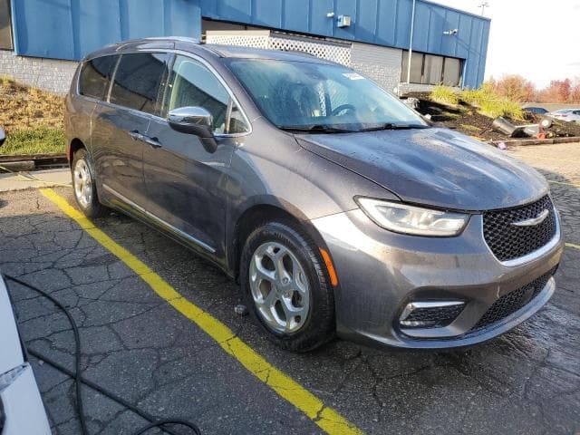 2021 CHRYSLER PACIFICA LIMITED 4