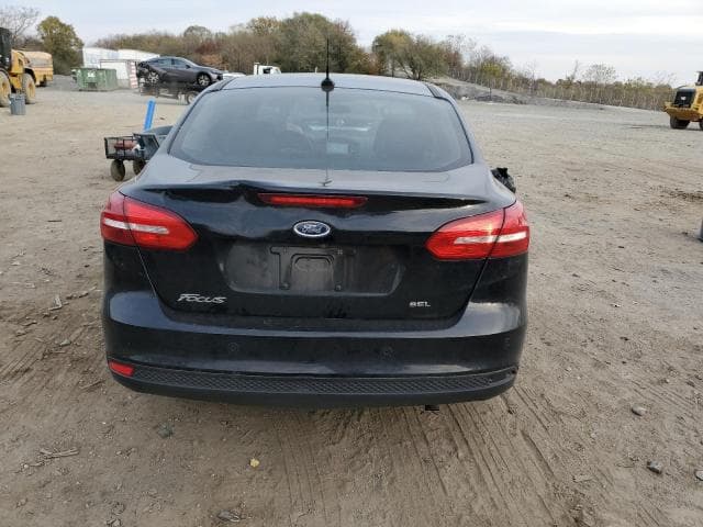 2017 FORD FOCUS SEL 6