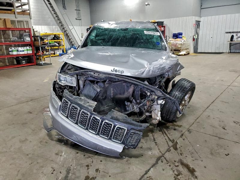 2020 JEEP GRAND CHEROKEE LAREDO 5