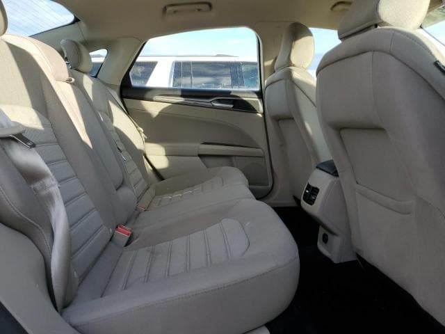 2020 FORD FUSION SE 10