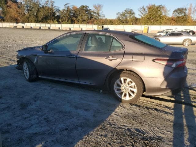 2022 TOYOTA CAMRY LE 2