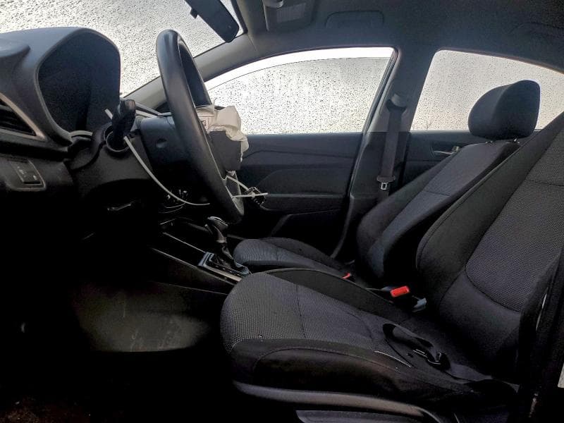 2020 HYUNDAI ACCENT SE 7