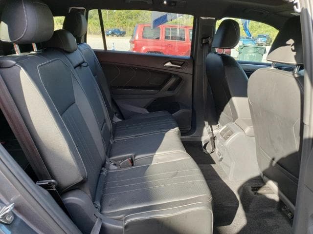 2022 VOLKSWAGEN TIGUAN SE R-LINE BLACK 11