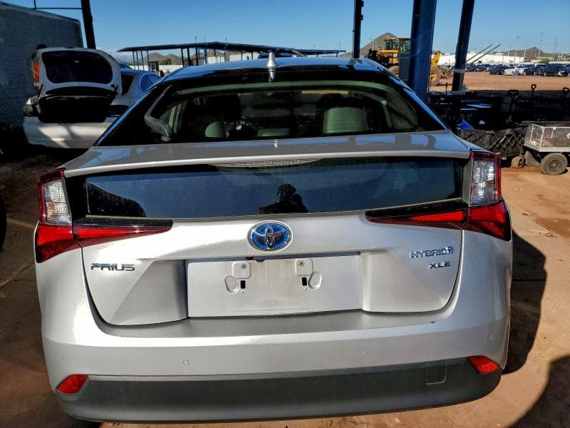 2022 TOYOTA PRIUS NIGHT SHADE 6