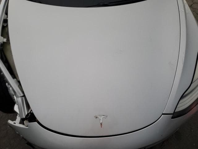 2018 TESLA MODEL 3 11