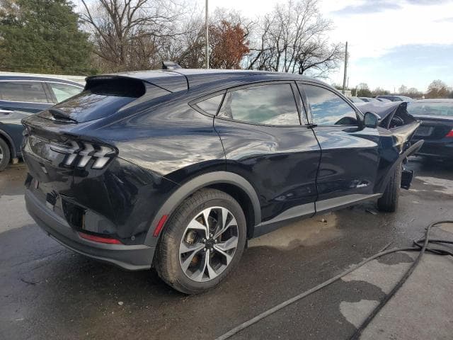 2024 FORD MUSTANG MACH-E SELECT 3