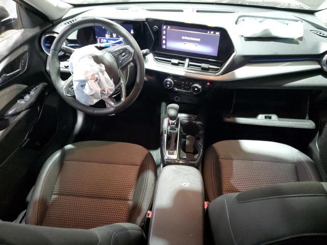 2025 CHEVROLET TRAX 1LT 8
