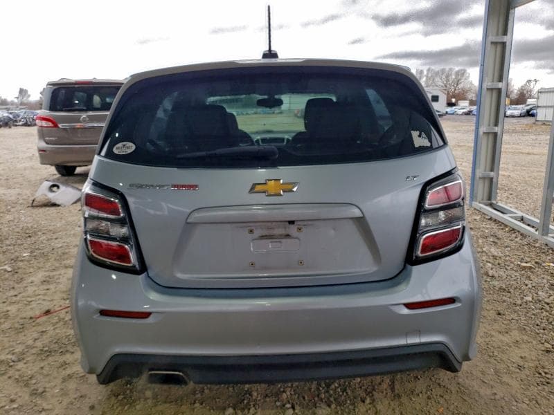 2017 CHEVROLET SONIC LT 6