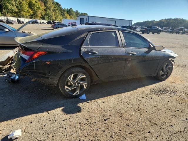 2025 HYUNDAI ELANTRA SEL SPORT 3