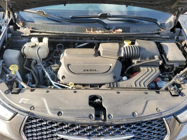 2021 CHRYSLER PACIFICA LIMITED 12
