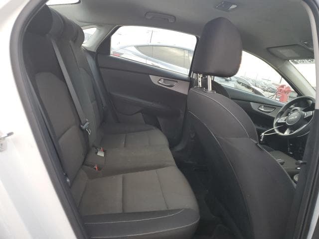 2023 KIA FORTE LX 10