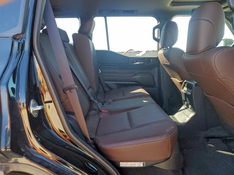 2025 TOYOTA LAND CRUISER BASE 11