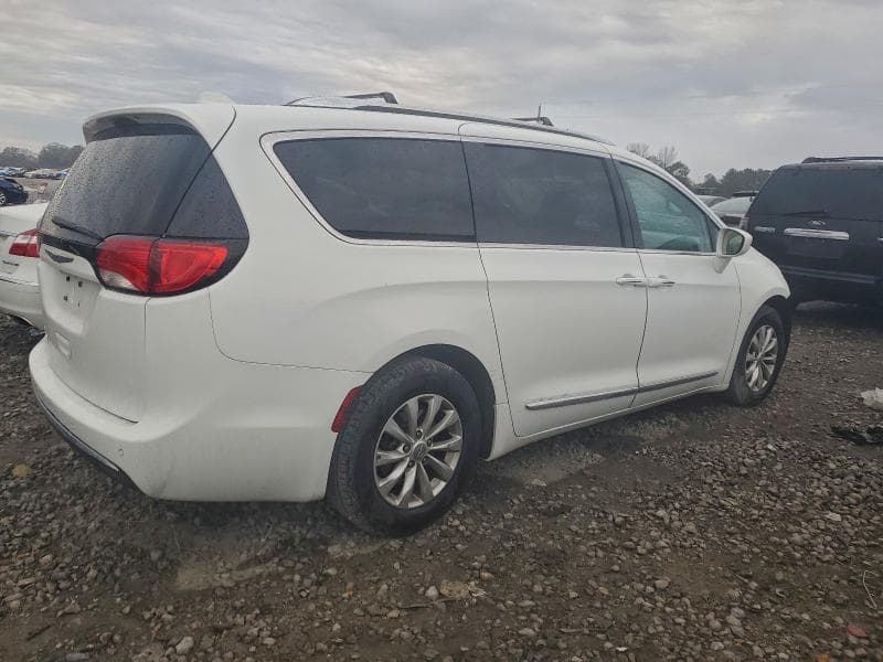 2019 CHRYSLER PACIFICA 3