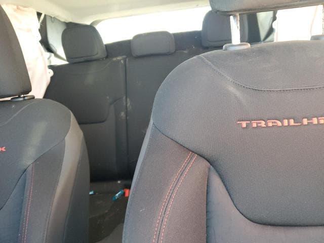 2018 JEEP RENEGADE TRAILHAWK 10