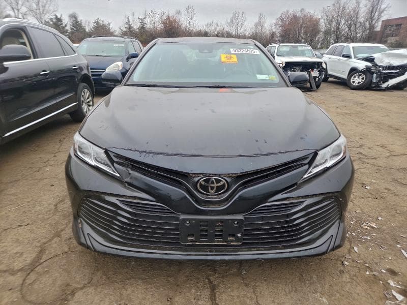 2020 TOYOTA CAMRY LE 5
