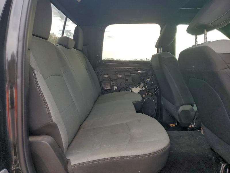 2017 RAM 2500 LONGHORN 10