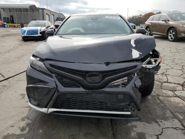 2021 TOYOTA CAMRY SE 5