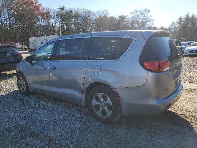 2017 CHRYSLER PACIFICA LX 2