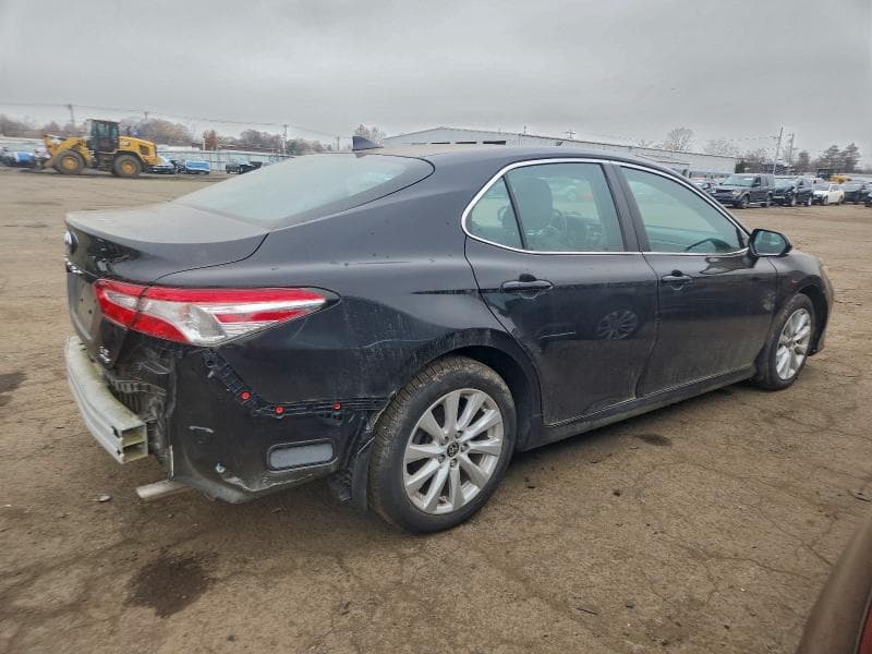 2020 TOYOTA CAMRY LE 3