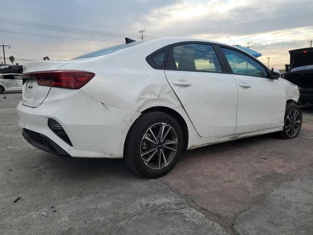 2023 KIA FORTE LX 3