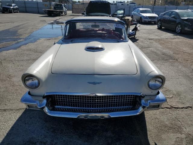 1957 FORD THUNDE 5