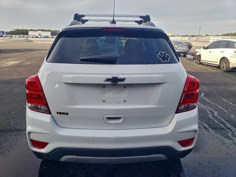 2019 CHEVROLET TRAX 1LT 6