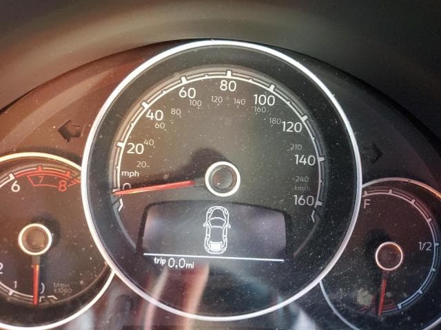 2019 VOLKSWAGEN BEETLE S 9