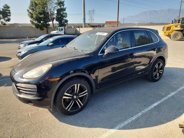 2011 PORSCHE CAYENNE - 1