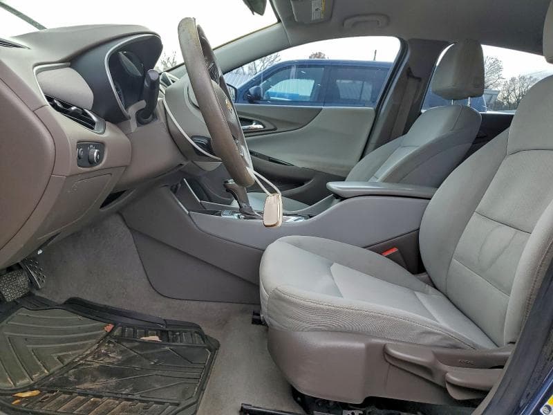 2017 CHEVROLET MALIBU LS 7