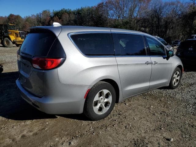 2017 CHRYSLER PACIFICA LX 3