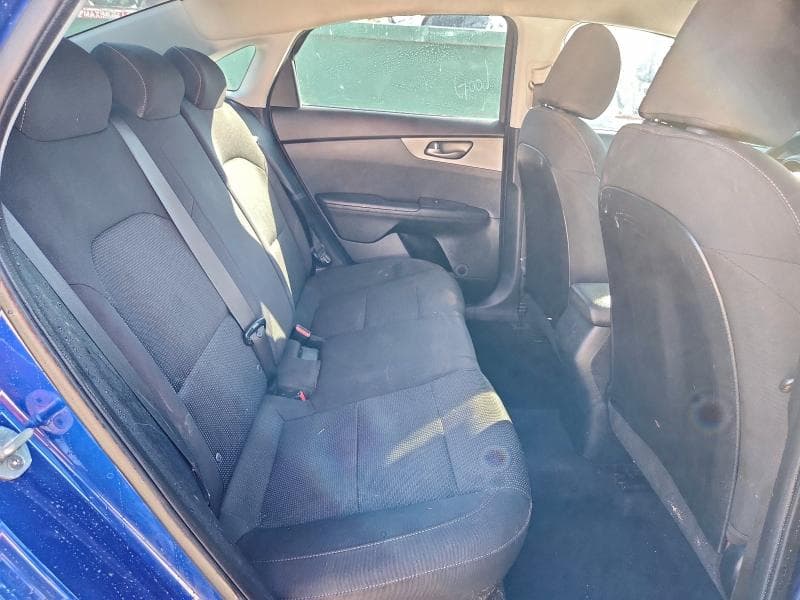 2019 KIA FORTE 10