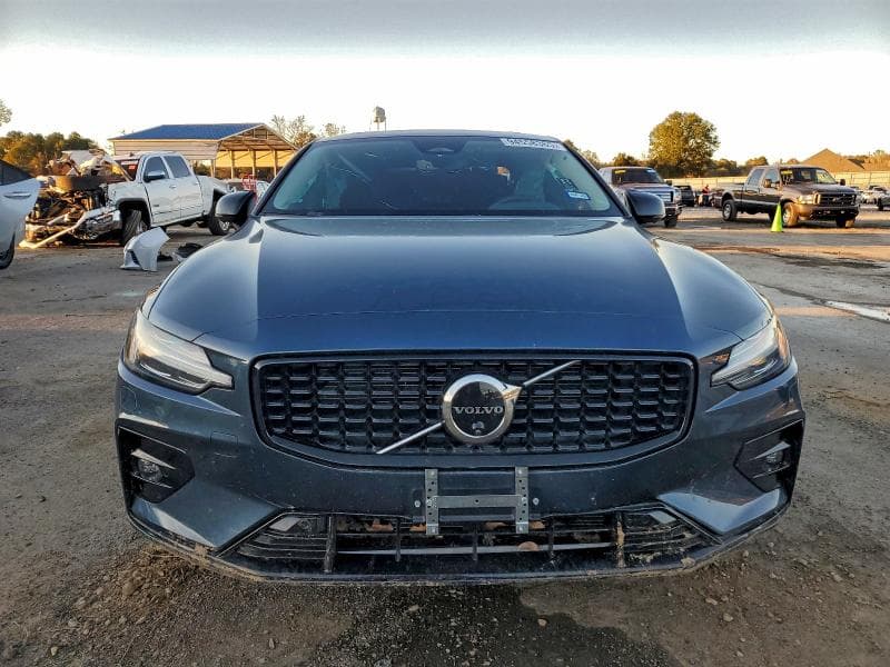 2025 VOLVO S60 PLUS 5