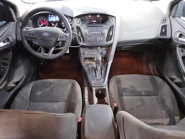 2017 FORD FOCUS SE 8
