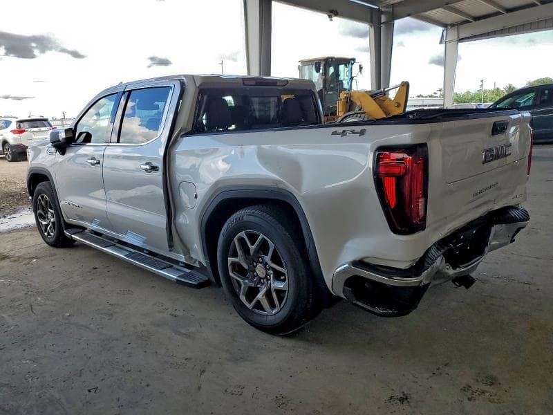 2024 GMC SIERRA K1500 SLT 2