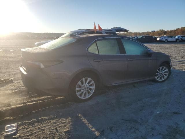 2022 TOYOTA CAMRY LE 3