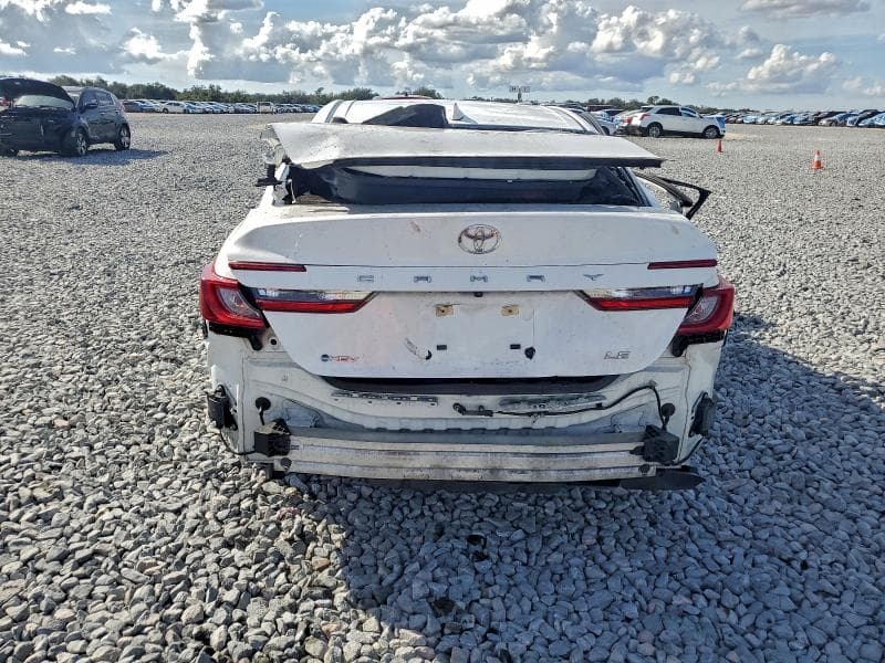 2025 TOYOTA CAMRY XSE 6