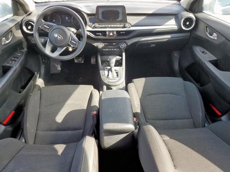 2019 KIA FORTE FE 8