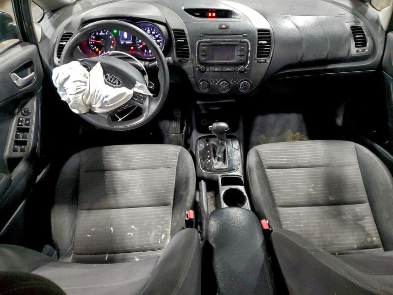 2017 KIA FORTE LX 8