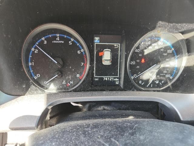 2018 TOYOTA RAV4 LE 9