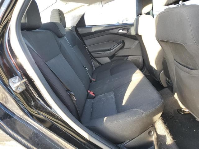 2018 FORD FOCUS SE 10